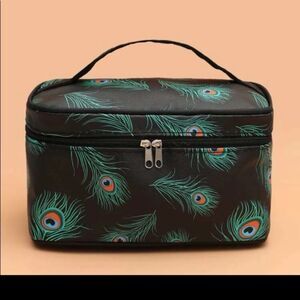 𝅺Peacock Square Makeup bag
